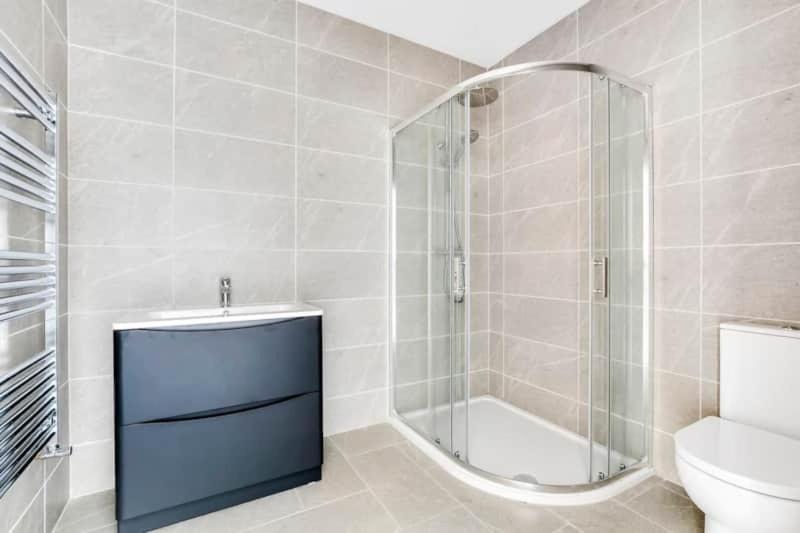 Bayview Luxury 3 Bedroom Apartment First Floor Downings Exterior photo
